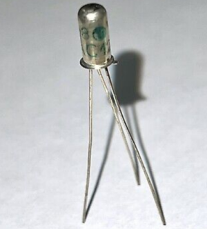 (*New Rare*) Germanium PNP Transistor AC125U