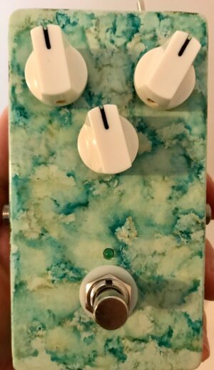 (**) Hand-built Red Llama Style Pedal (Only 1 Available)